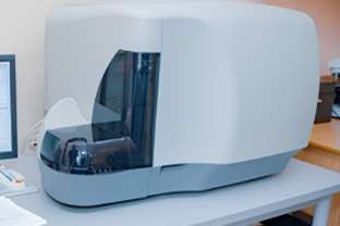 The schematic diagram of the flow cytometer.